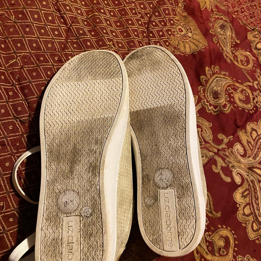 Shoes - Picture 6 of 6